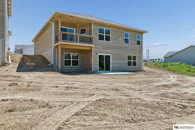 11306 Portage Circle, Papillion, NE 68046