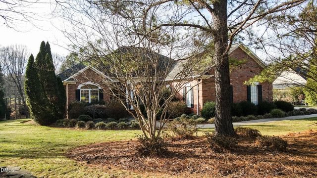 396 W Lake Trail, Mebane, NC 27302