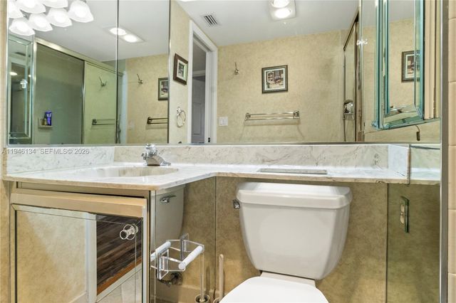 5519 Fairway Park Dr 203, Boynton Beach, FL 33437