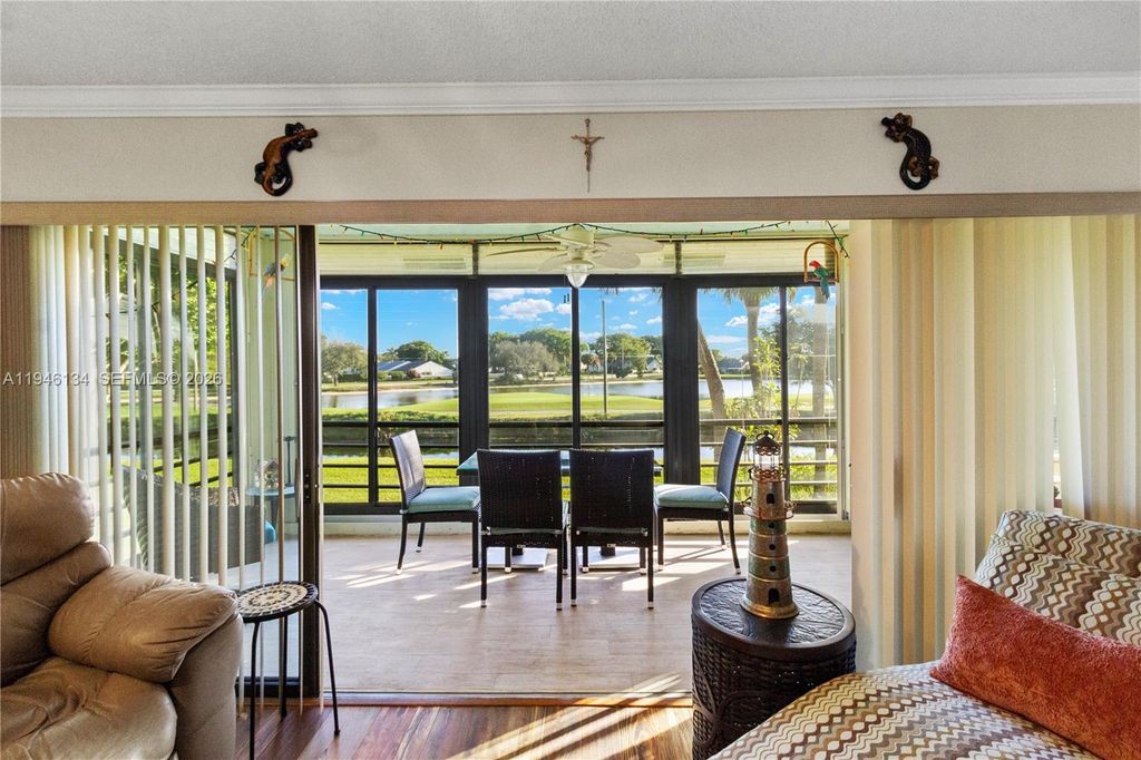 5519 Fairway Park Dr 203, Boynton Beach, FL 33437