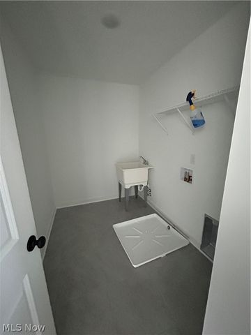 502 Cedarwood Trail, Elyria, OH 44035