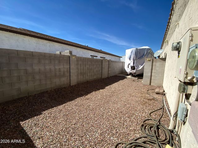 14796 S AVALON Road, Arizona City, AZ 85123