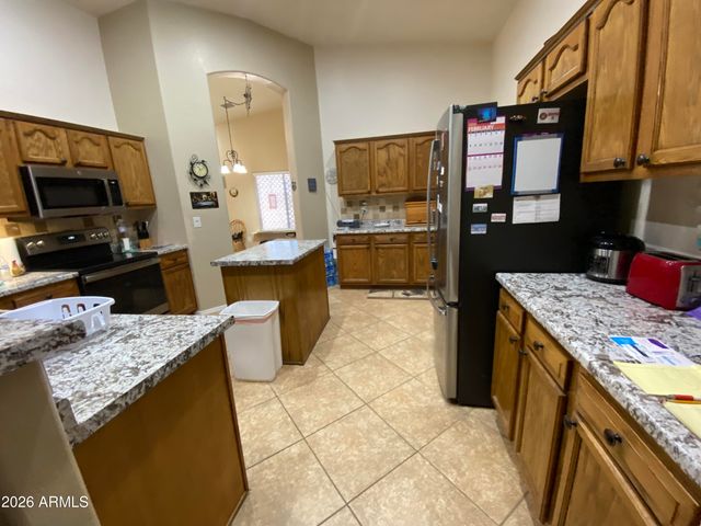 14796 S AVALON Road, Arizona City, AZ 85123