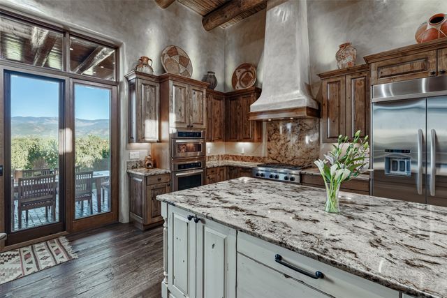 2955 Tesuque Overlook, Santa Fe, NM 87506