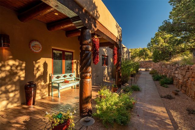 2955 Tesuque Overlook, Santa Fe, NM 87506