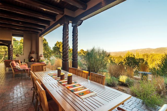 2955 Tesuque Overlook, Santa Fe, NM 87506