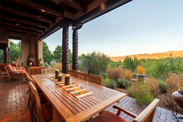 2955 Tesuque Overlook, Santa Fe, NM 87506