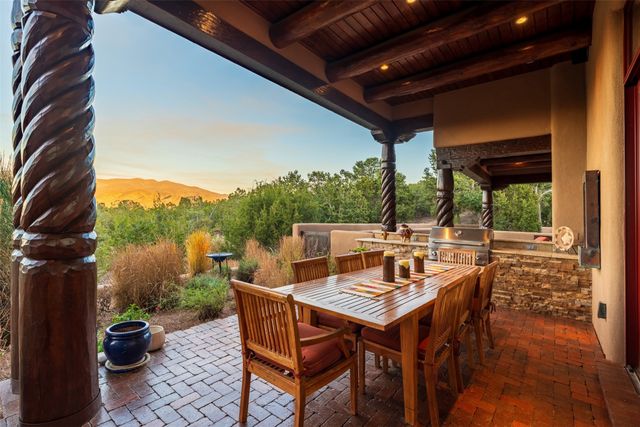 2955 Tesuque Overlook, Santa Fe, NM 87506