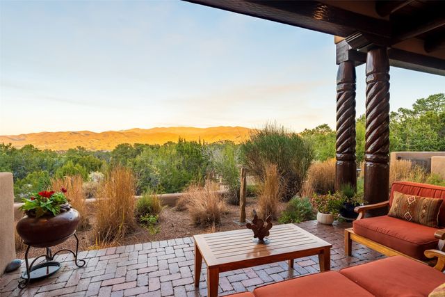2955 Tesuque Overlook, Santa Fe, NM 87506