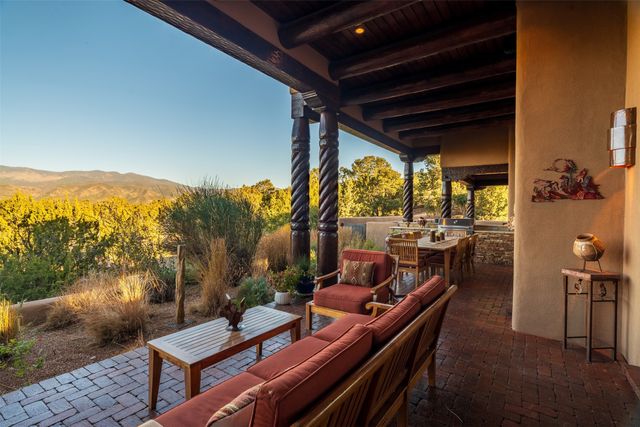 2955 Tesuque Overlook, Santa Fe, NM 87506