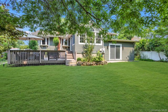 46 Sherbrooke Drive, Smithtown, NY 11787