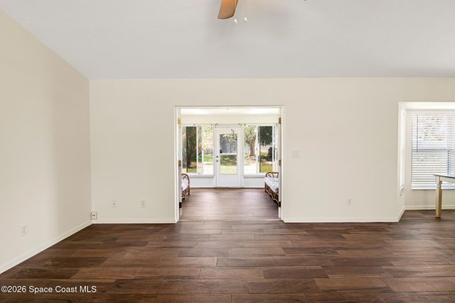 427 Davidson Street SE, Palm Bay, FL 32909