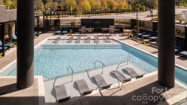 14020 Stream Way B09, Charlotte, NC 28277
