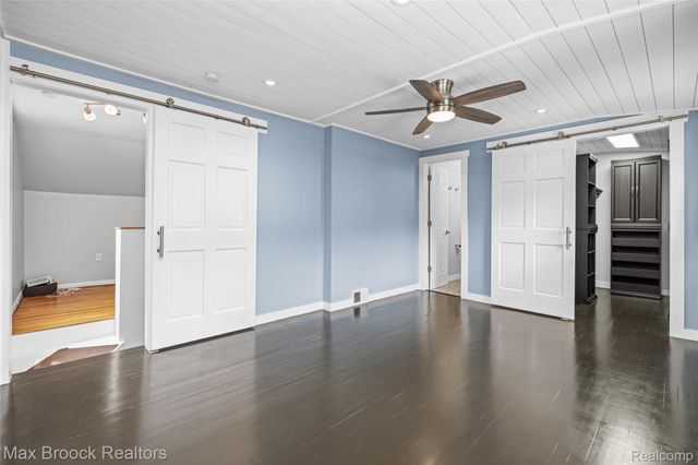 808 N Edgeworth Avenue, Royal Oak, MI 48067