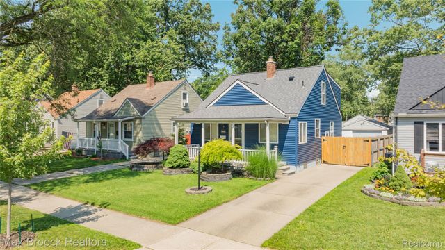808 N Edgeworth Avenue, Royal Oak, MI 48067