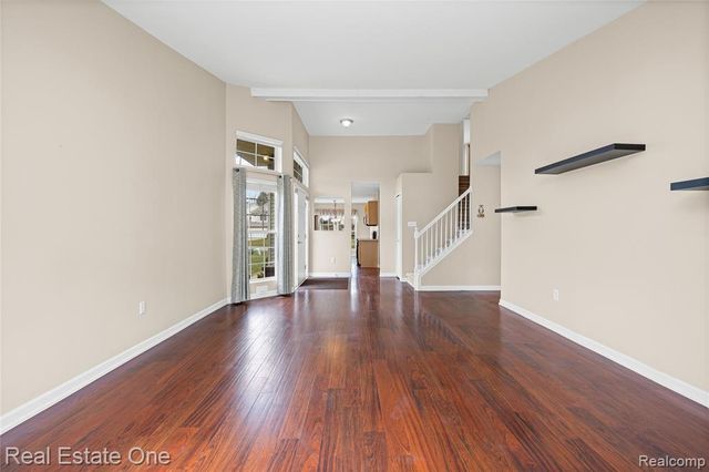 2283 Crystal Crossing Drive, Howell, MI 48843