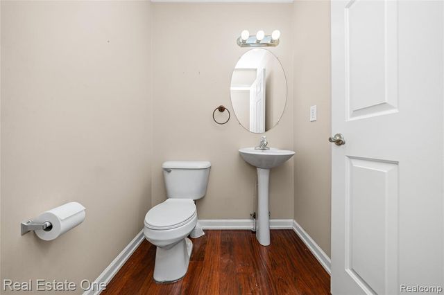 2283 Crystal Crossing Drive, Howell, MI 48843