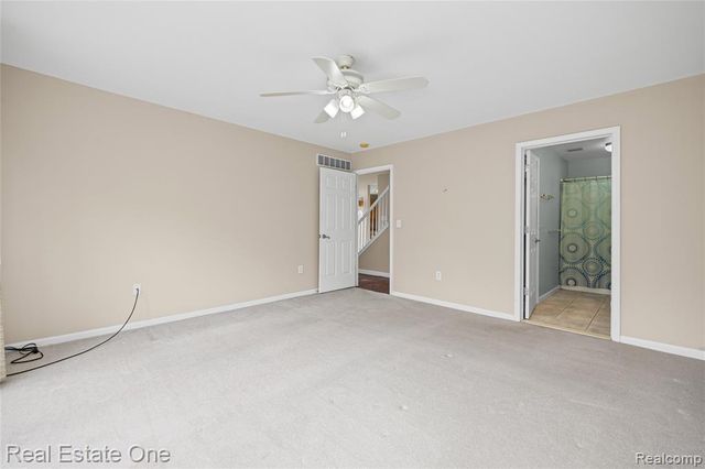 2283 Crystal Crossing Drive, Howell, MI 48843