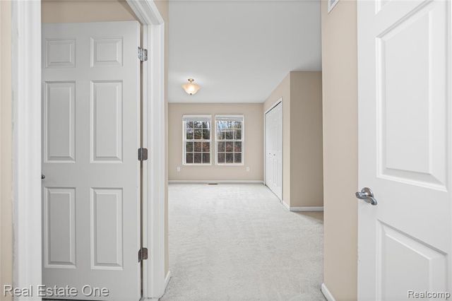 2283 Crystal Crossing Drive, Howell, MI 48843