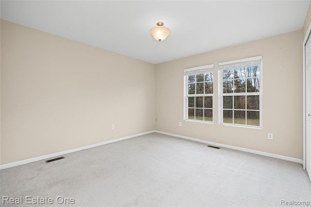 2283 Crystal Crossing Drive, Howell, MI 48843