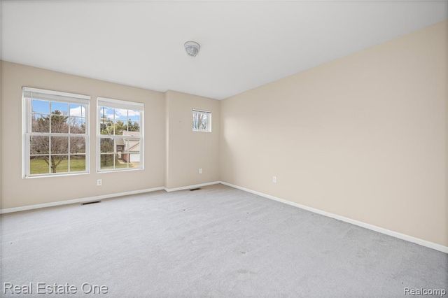 2283 Crystal Crossing Drive, Howell, MI 48843