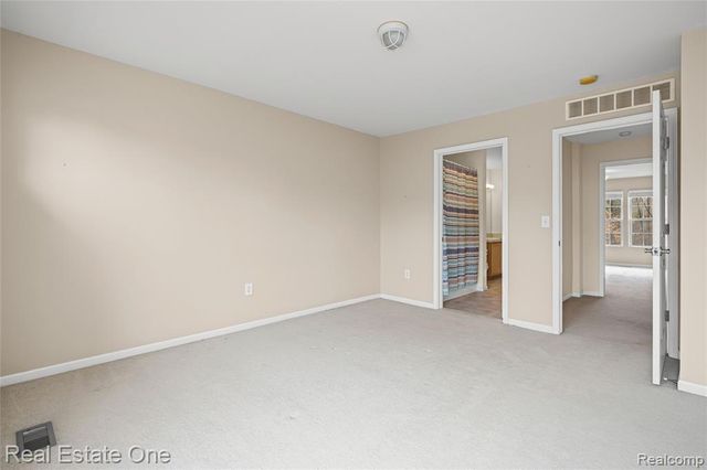 2283 Crystal Crossing Drive, Howell, MI 48843