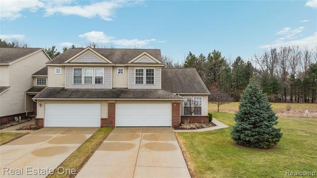 2283 Crystal Crossing Drive, Howell, MI 48843