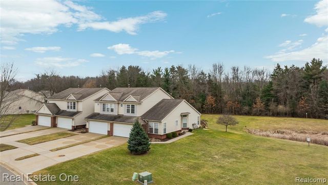 2283 Crystal Crossing Drive, Howell, MI 48843