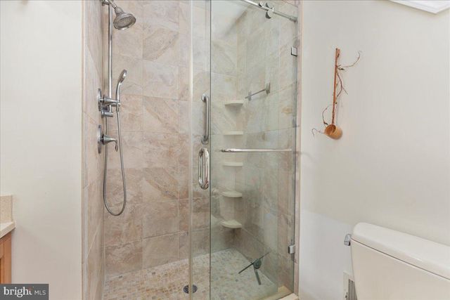6765 BLANCHE DR, Lorton, VA 22079