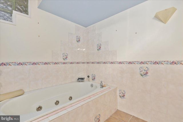 6765 BLANCHE DR, Lorton, VA 22079