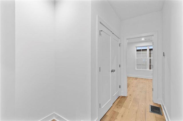 201 New Street 1204, Decatur, GA 30030