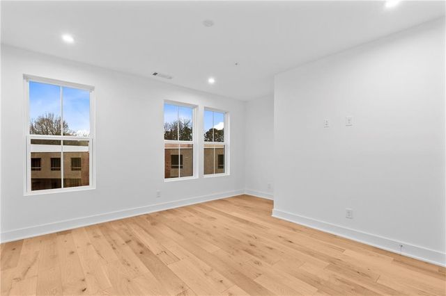 201 New Street 1204, Decatur, GA 30030