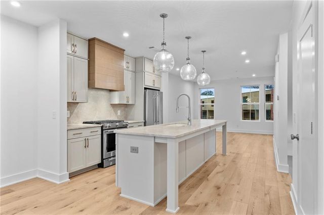 201 New Street 1204, Decatur, GA 30030