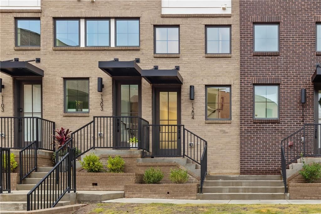 201 New Street 1204, Decatur, GA 30030