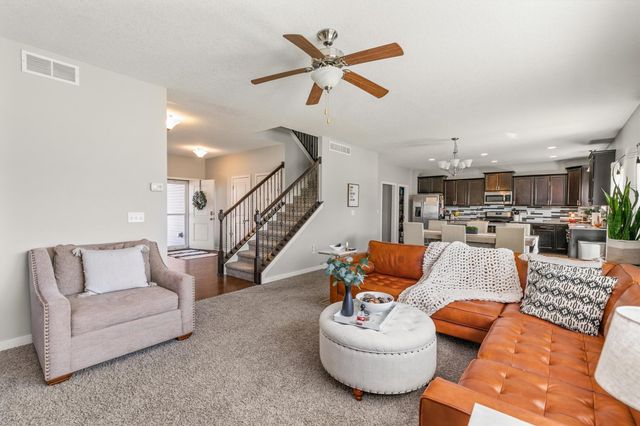 172 Bridgewood Drive, West Des Moines, IA 50266