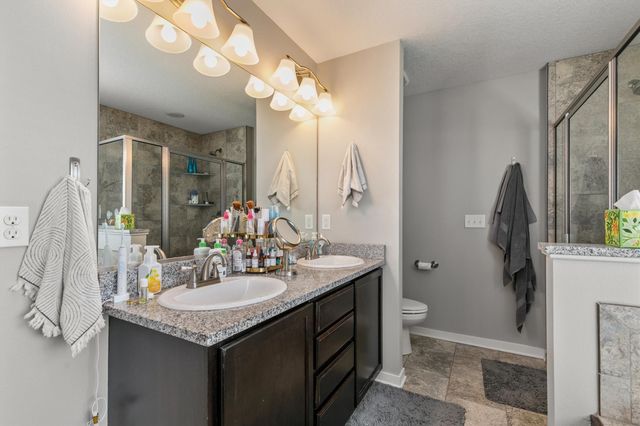 172 Bridgewood Drive, West Des Moines, IA 50266