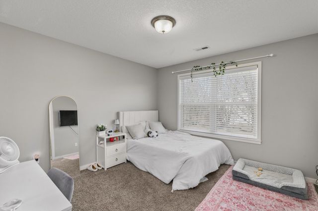 172 Bridgewood Drive, West Des Moines, IA 50266