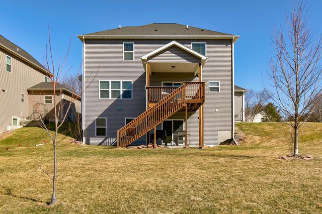 172 Bridgewood Drive, West Des Moines, IA 50266