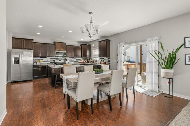 172 Bridgewood Drive, West Des Moines, IA 50266