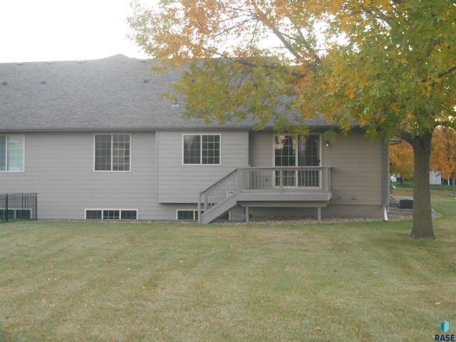 3412 S Harmony Dr Drive, Sioux Falls, SD 57110