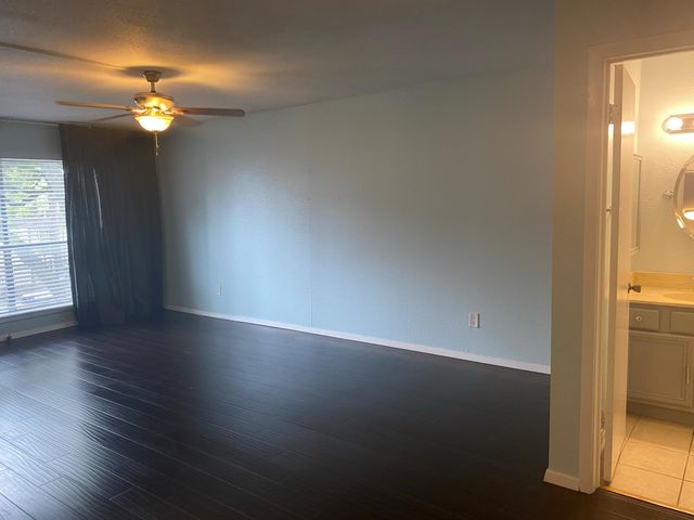 6202 Skyline Drive 3, Houston, TX 77057