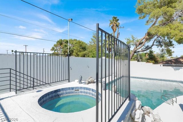 1600 Eaton Drive, Las Vegas, NV 89102