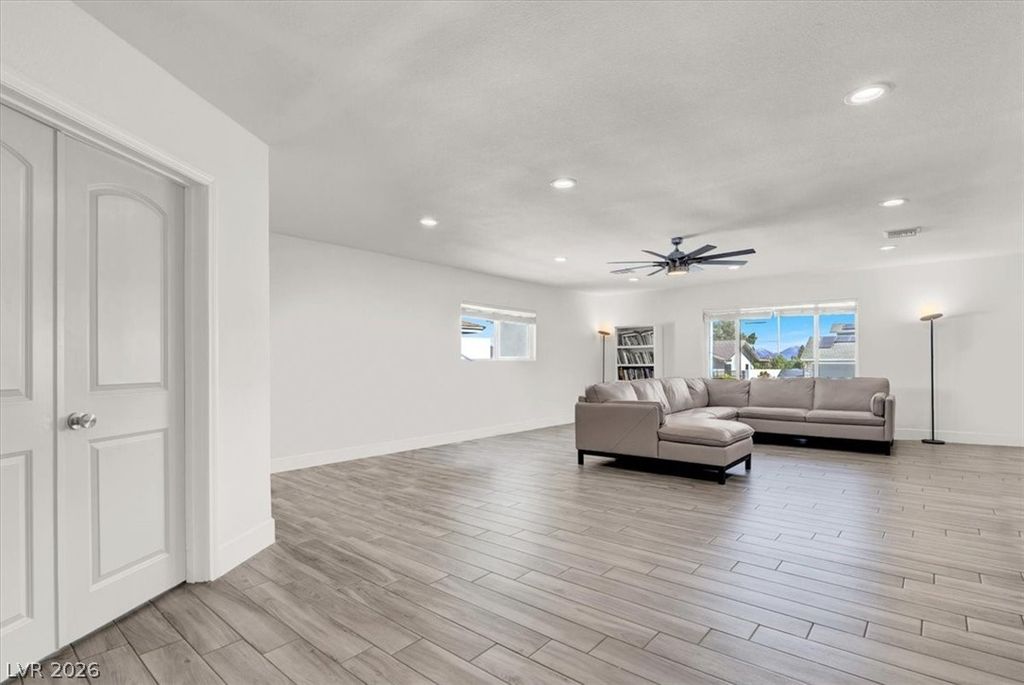 Image 5 of property listing at 1600 Eaton Drive, Las Vegas, NV 89102