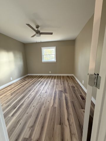 32 Jenkins Dr, Fayetteville, TN 37334