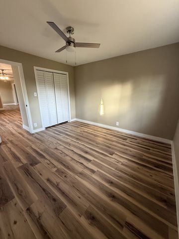 32 Jenkins Dr, Fayetteville, TN 37334