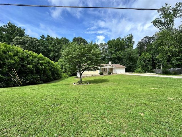 3305 Newcastle Way, Snellville, GA 30039