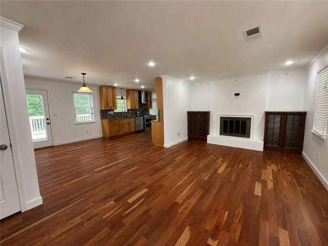 3305 Newcastle Way, Snellville, GA 30039