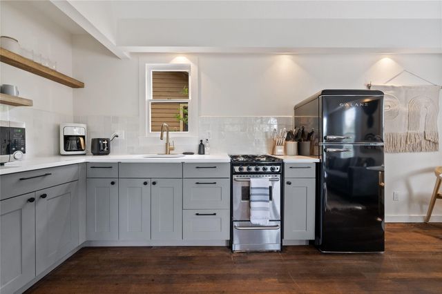 1507 Drake Ave A, Austin, TX 78704