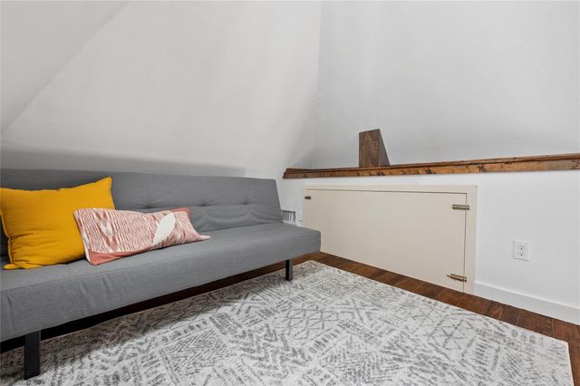 1507 Drake Ave A, Austin, TX 78704