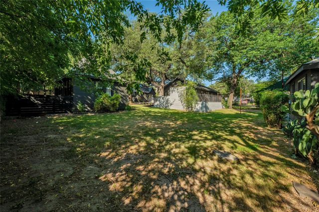 1507 Drake Ave A, Austin, TX 78704